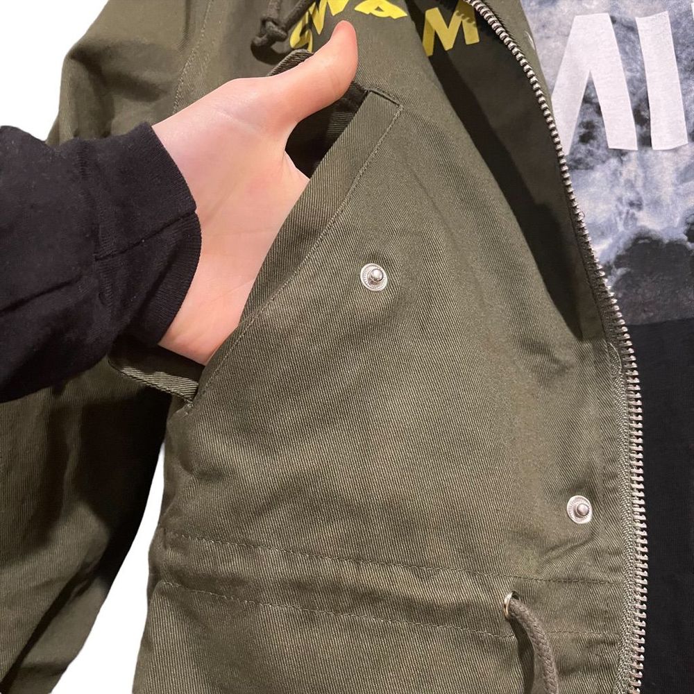 MCR My Chemical Romance Army Green Yellow SWARM 2022 Tour Jacket Men’s Medium - Picture 7 of 9